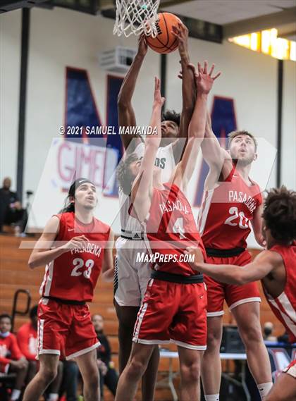Thumbnail 3 in Pasadena vs Narbonne (19th Annual Rose City Roundball classic ) photogallery.