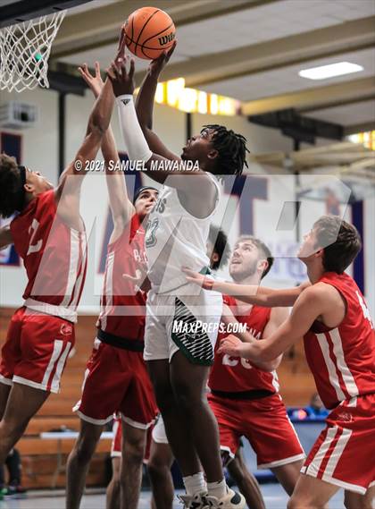 Thumbnail 2 in Pasadena vs Narbonne (19th Annual Rose City Roundball classic ) photogallery.