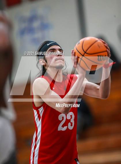 Thumbnail 1 in Pasadena vs Narbonne (19th Annual Rose City Roundball classic ) photogallery.