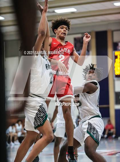 Thumbnail 2 in Pasadena vs Narbonne (19th Annual Rose City Roundball classic ) photogallery.