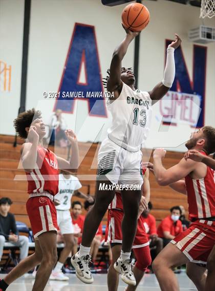Thumbnail 1 in Pasadena vs Narbonne (19th Annual Rose City Roundball classic ) photogallery.