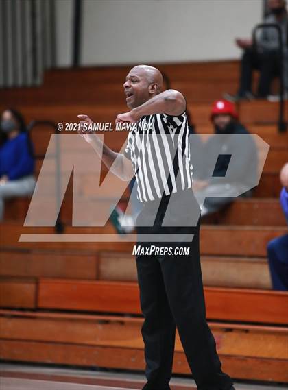 Thumbnail 1 in Pasadena vs Narbonne (19th Annual Rose City Roundball classic ) photogallery.