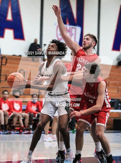 Thumbnail 1 in Pasadena vs Narbonne (19th Annual Rose City Roundball classic ) photogallery.