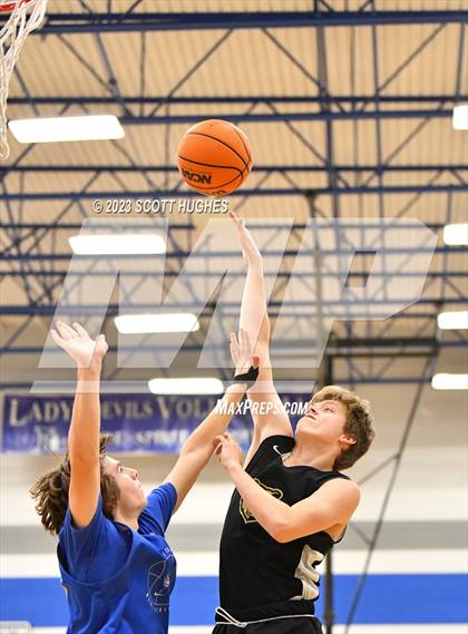 Thumbnail 3 in Mount Juliet @ Lebanon photogallery.