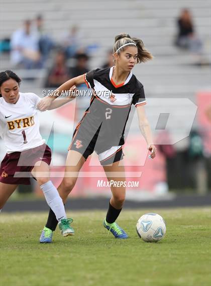 Thumbnail 1 in Douglas Byrd @ South View photogallery.