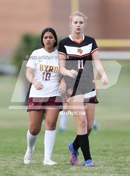 Thumbnail 3 in Douglas Byrd @ South View photogallery.