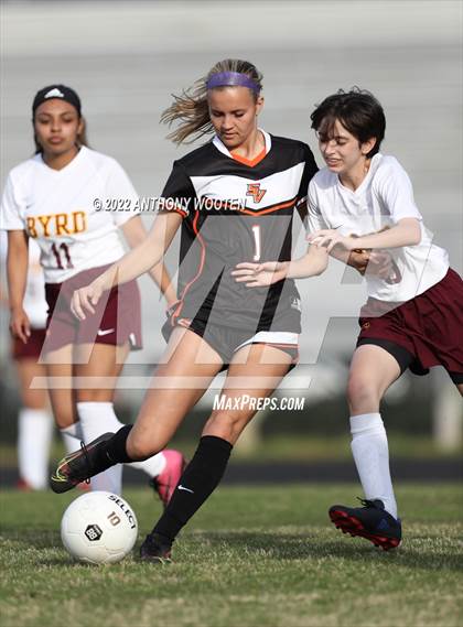 Thumbnail 2 in Douglas Byrd @ South View photogallery.