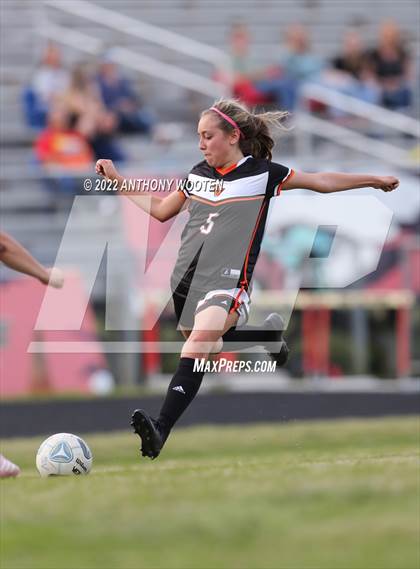 Thumbnail 3 in Douglas Byrd @ South View photogallery.