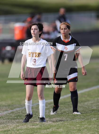 Thumbnail 3 in Douglas Byrd @ South View photogallery.