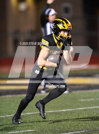 Thumbnail 1 in San Diego vs Mission Bay (CIF SDS D2 Semifinal) photogallery.