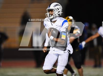 Thumbnail 1 in San Diego vs Mission Bay (CIF SDS D2 Semifinal) photogallery.