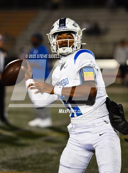 Thumbnail 2 in San Diego vs Mission Bay (CIF SDS D2 Semifinal) photogallery.