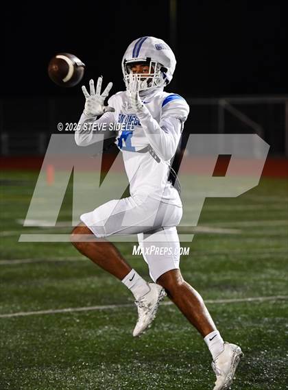 Thumbnail 1 in San Diego vs Mission Bay (CIF SDS D2 Semifinal) photogallery.