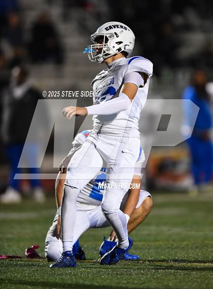 Thumbnail 1 in San Diego vs Mission Bay (CIF SDS D2 Semifinal) photogallery.