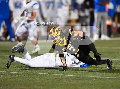 Thumbnail 2 in San Diego vs Mission Bay (CIF SDS D2 Semifinal) photogallery.