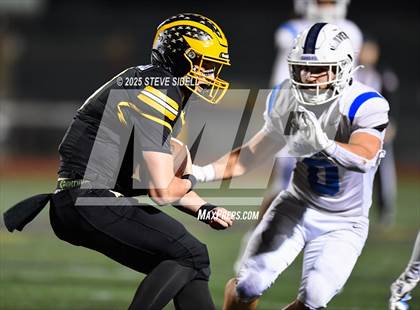 Thumbnail 1 in San Diego vs Mission Bay (CIF SDS D2 Semifinal) photogallery.