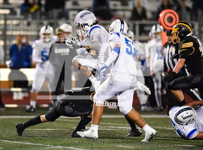 Thumbnail 2 in San Diego vs Mission Bay (CIF SDS D2 Semifinal) photogallery.