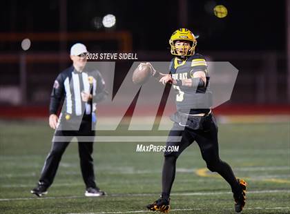 Thumbnail 1 in San Diego vs Mission Bay (CIF SDS D2 Semifinal) photogallery.