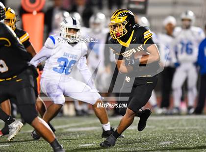 Thumbnail 2 in San Diego vs Mission Bay (CIF SDS D2 Semifinal) photogallery.