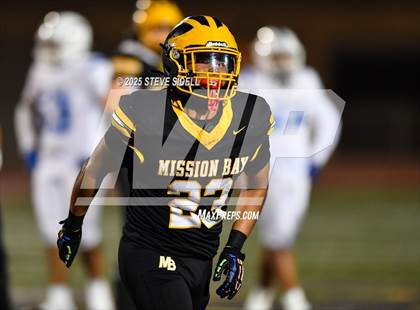 Thumbnail 3 in San Diego vs Mission Bay (CIF SDS D2 Semifinal) photogallery.