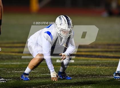 Thumbnail 3 in San Diego vs Mission Bay (CIF SDS D2 Semifinal) photogallery.