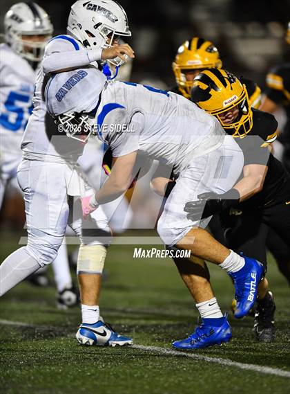 Thumbnail 3 in San Diego vs Mission Bay (CIF SDS D2 Semifinal) photogallery.