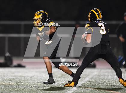 Thumbnail 2 in San Diego vs Mission Bay (CIF SDS D2 Semifinal) photogallery.