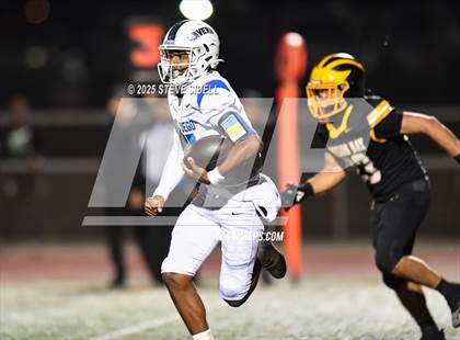 Thumbnail 2 in San Diego vs Mission Bay (CIF SDS D2 Semifinal) photogallery.