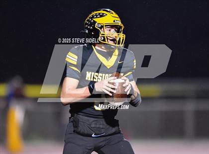 Thumbnail 2 in San Diego vs Mission Bay (CIF SDS D2 Semifinal) photogallery.