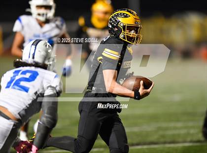 Thumbnail 2 in San Diego vs Mission Bay (CIF SDS D2 Semifinal) photogallery.