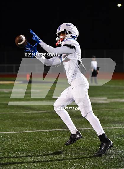 Thumbnail 1 in San Diego vs Mission Bay (CIF SDS D2 Semifinal) photogallery.