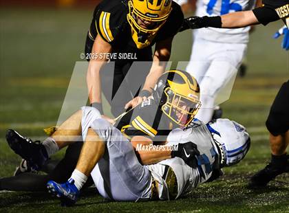 Thumbnail 2 in San Diego vs Mission Bay (CIF SDS D2 Semifinal) photogallery.