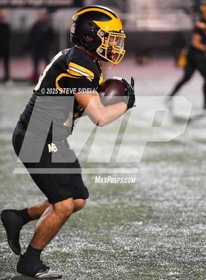 Thumbnail 1 in San Diego vs Mission Bay (CIF SDS D2 Semifinal) photogallery.
