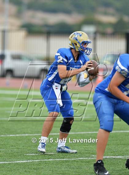 Thumbnail 1 in Tivy vs. Lockhart photogallery.