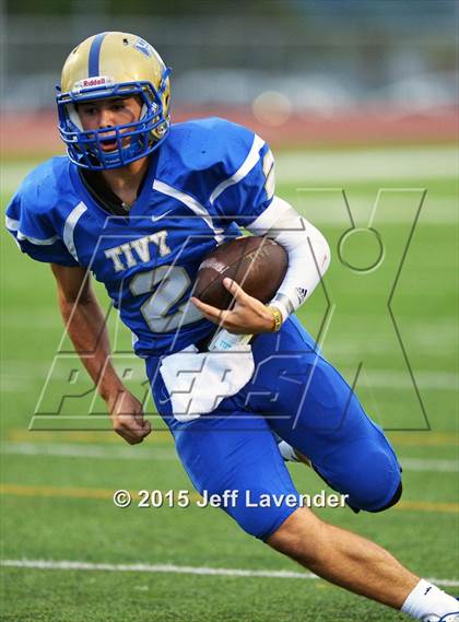 Thumbnail 2 in Tivy vs. Lockhart photogallery.
