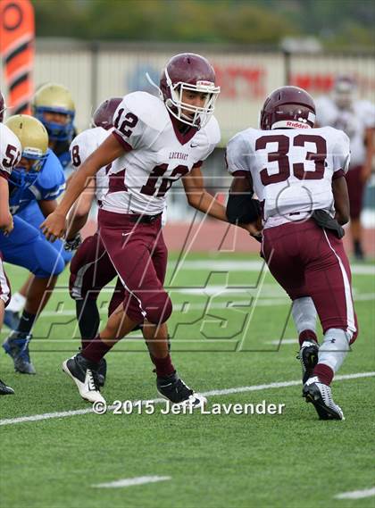 Thumbnail 2 in Tivy vs. Lockhart photogallery.