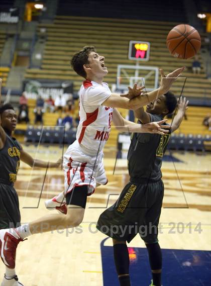 Thumbnail 2 in Castro Valley vs. Saint Mary's photogallery.