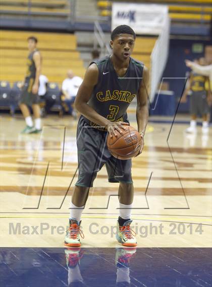 Thumbnail 3 in Castro Valley vs. Saint Mary's photogallery.