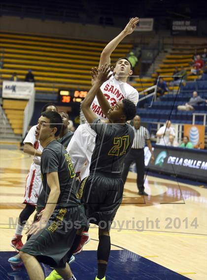 Thumbnail 3 in Castro Valley vs. Saint Mary's photogallery.