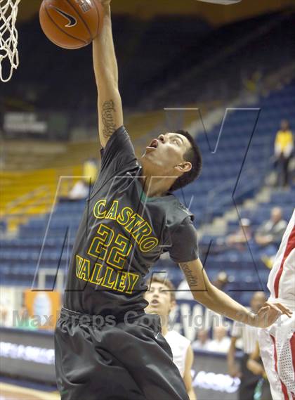 Thumbnail 3 in Castro Valley vs. Saint Mary's photogallery.