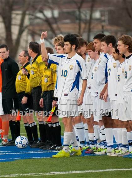 Thumbnail 2 in Hicksville v Webster Schroeder (NYSPHSAA Class AA Final) photogallery.