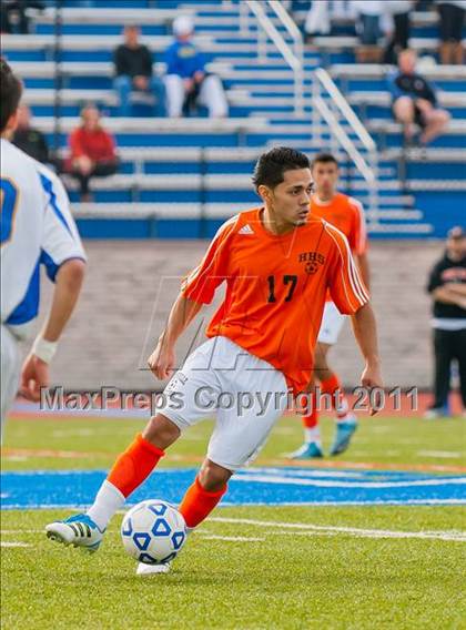 Thumbnail 2 in Hicksville v Webster Schroeder (NYSPHSAA Class AA Final) photogallery.