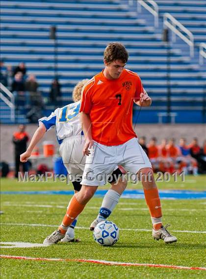 Thumbnail 2 in Hicksville v Webster Schroeder (NYSPHSAA Class AA Final) photogallery.