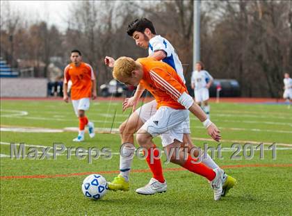 Thumbnail 2 in Hicksville v Webster Schroeder (NYSPHSAA Class AA Final) photogallery.