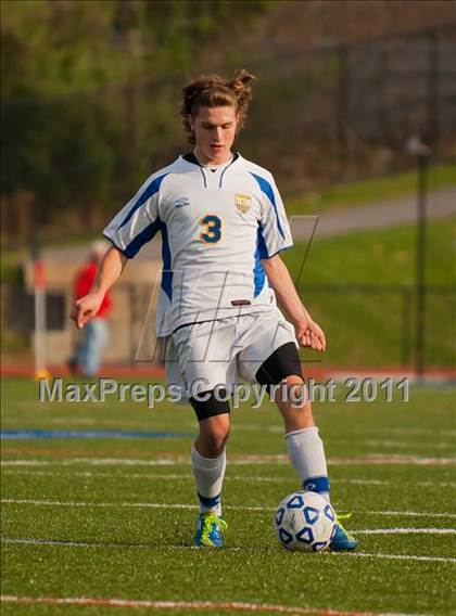 Thumbnail 3 in Hicksville v Webster Schroeder (NYSPHSAA Class AA Final) photogallery.
