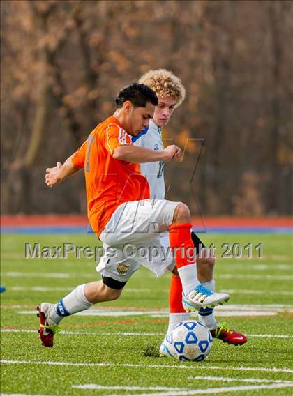 Thumbnail 1 in Hicksville v Webster Schroeder (NYSPHSAA Class AA Final) photogallery.