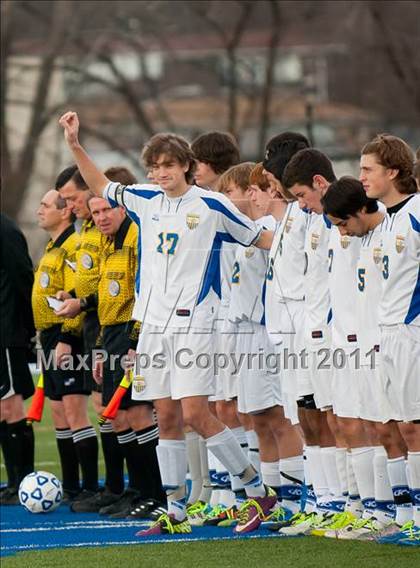 Thumbnail 2 in Hicksville v Webster Schroeder (NYSPHSAA Class AA Final) photogallery.