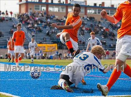 Thumbnail 3 in Hicksville v Webster Schroeder (NYSPHSAA Class AA Final) photogallery.