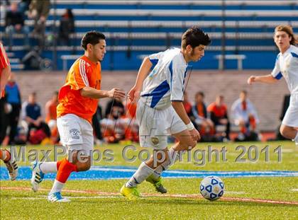 Thumbnail 2 in Hicksville v Webster Schroeder (NYSPHSAA Class AA Final) photogallery.