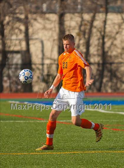 Thumbnail 1 in Hicksville v Webster Schroeder (NYSPHSAA Class AA Final) photogallery.